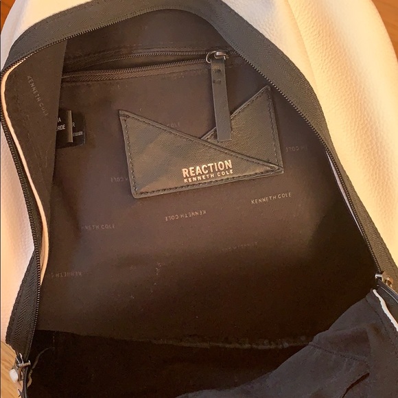 Kenneth Cole reaction bag🤎 - Picture 5 of 5